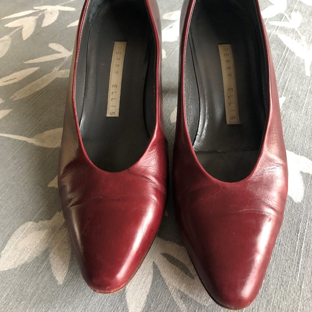 Vintage Perry Ellis pumps, burgundy leather